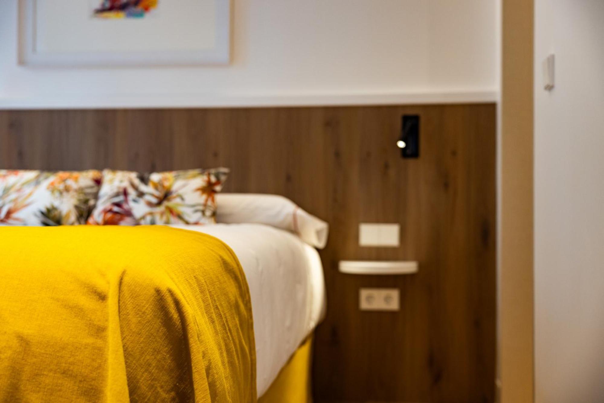 Hostal Paris Valladolid Kültér fotó