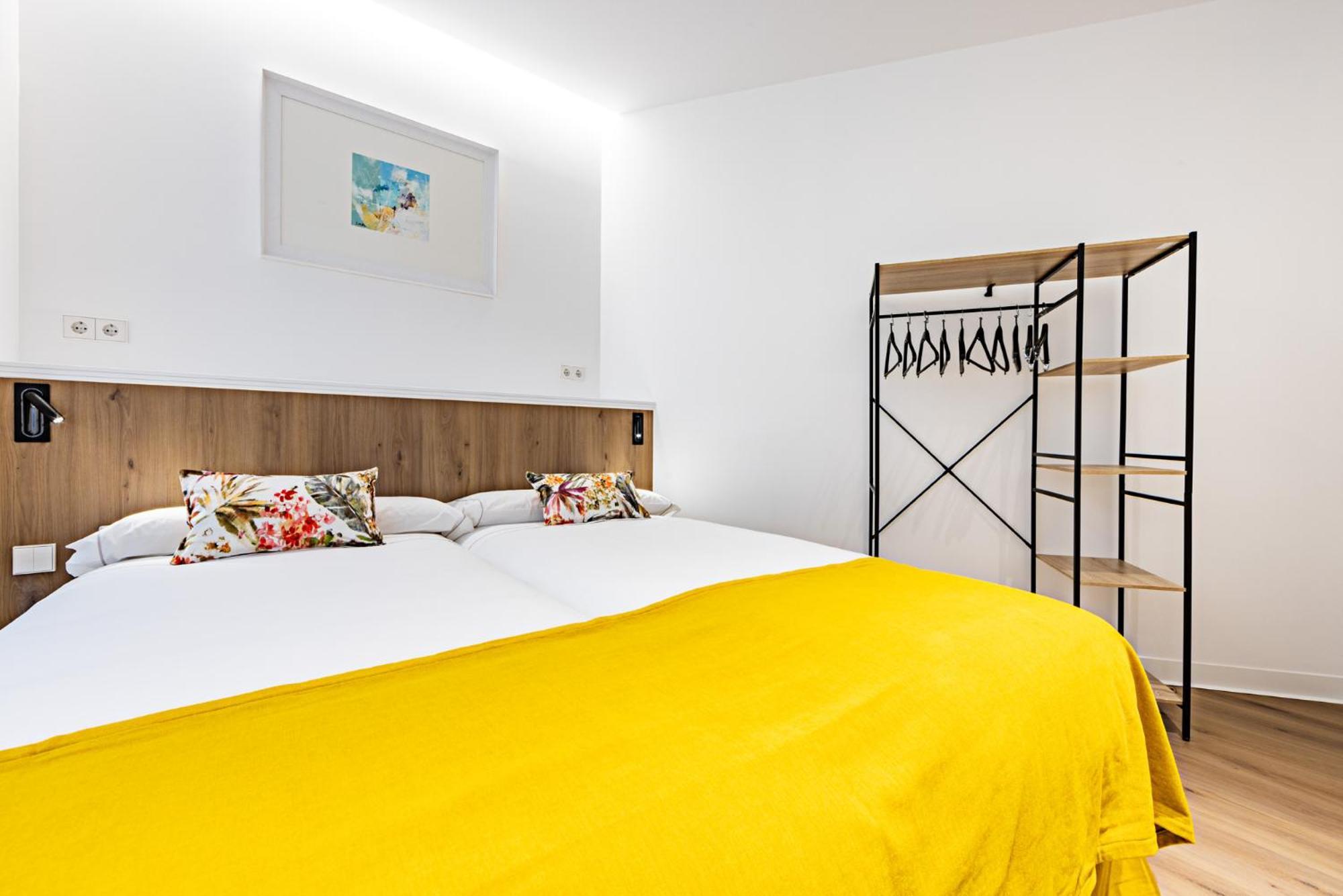 Hostal Paris Valladolid Kültér fotó